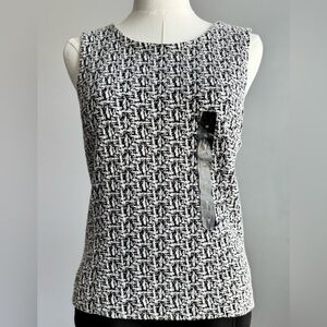 Banana Republic Black and White Print Cutout Back Knit Tank Top Size Medium
